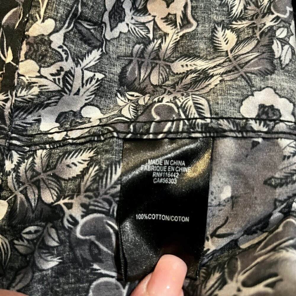 DRAVUS "Built for Wear" Gray & Black Floral Short Sleeve Button Up Men's Shirt L - Picture 7 of 8
